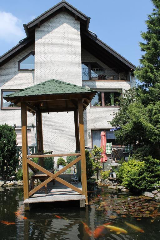 Eifel-Landhaus Ferienwohnungen "Em Gardestueffje" Mechernich Rum bild
