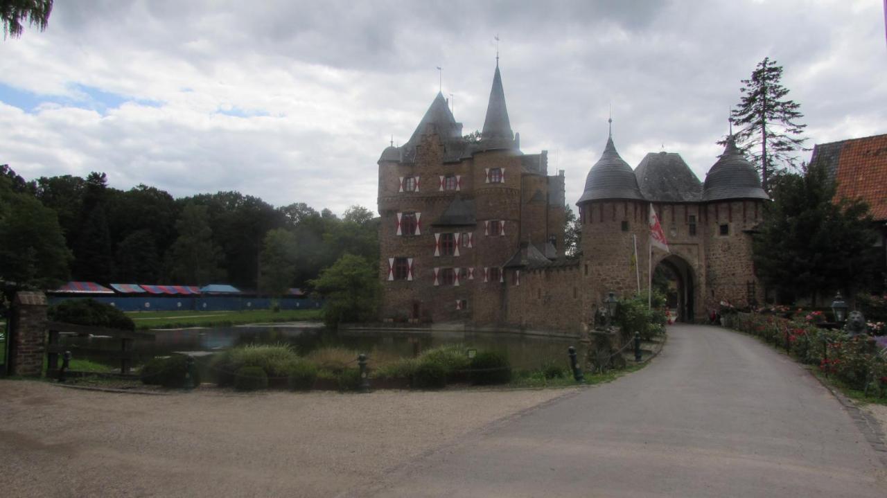 Eifel-Landhaus Ferienwohnungen "Em Gardestueffje" Mechernich Exteriör bild